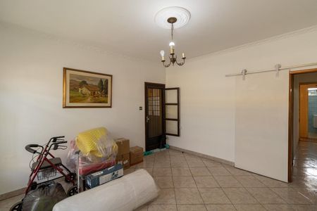 Casa à venda com 150m², 2 quartos e 2 vagasCasa 1 - Sala