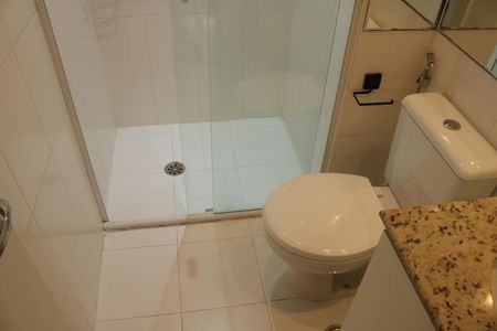 Apartamento à venda com 76m², 2 quartos e 2 vagasBanheiro 2