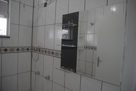 Casa para alugar com 111m², 2 quartos e 1 vagaBanheiro