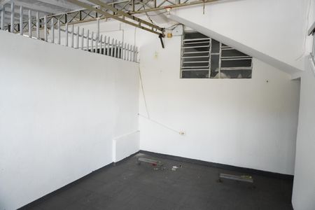 Casa para alugar com 111m², 2 quartos e 1 vagaGaragem