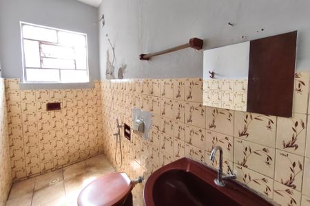 Banheiro de casa para alugar com 2 quartos, 150m² em Vila Proost de Souza, Campinas