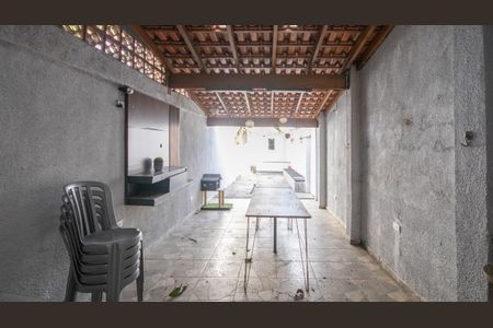 Casa à venda com 129m², 3 quartos e 3 vagasEspaço Gourmet