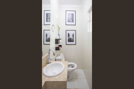 Casa à venda com 129m², 3 quartos e 3 vagasLavabo