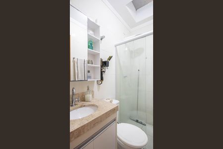 Casa à venda com 129m², 3 quartos e 3 vagasBanheiro Social