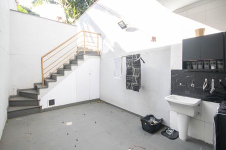 Casa à venda com 129m², 3 quartos e 3 vagasÁrea de Serviço