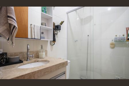 Casa à venda com 129m², 3 quartos e 3 vagasBanheiro Social