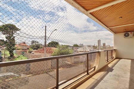 Varanda da Sala de apartamento para alugar com 3 quartos, 127m² em Fundinho, Uberlândia