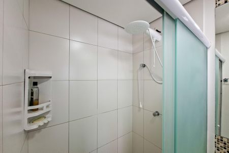 Apartamento para alugar com 82m², 2 quartos e 1 vaga Apartamento para alugar com 82m², 2 quartos e 1 vagaBanheiro da Suíte