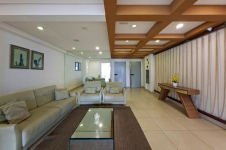 Apartamento para alugar com 82m², 2 quartos e 1 vaga Apartamento para alugar com 82m², 2 quartos e 1 vagaHall de entrada