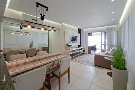 Apartamento para alugar com 82m², 2 quartos e 1 vaga Apartamento para alugar com 82m², 2 quartos e 1 vagaSala/Cozinha
