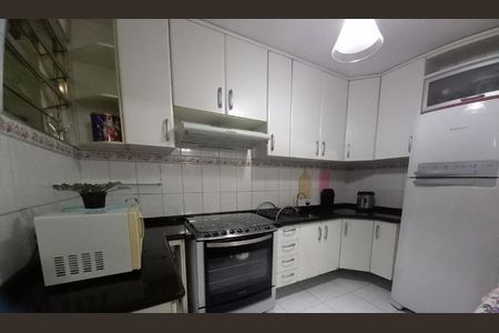 Foto 06 de casa à venda com 3 quartos, 170m² em Bela Vista, Osasco