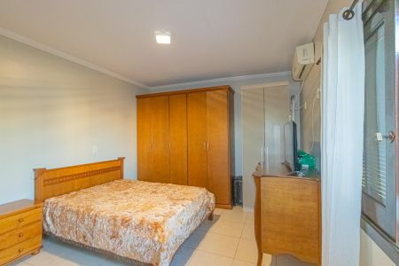 Casa à venda com 300m², 3 quartos e 3 vagasSuíte