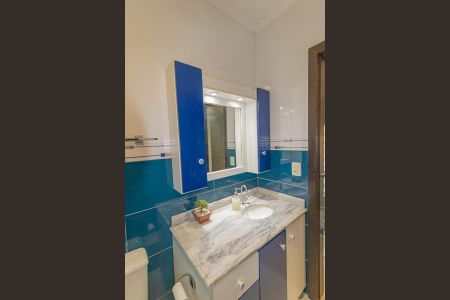 Casa à venda com 300m², 3 quartos e 3 vagasBanheiro Social