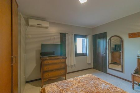 Casa à venda com 300m², 3 quartos e 3 vagasSuíte