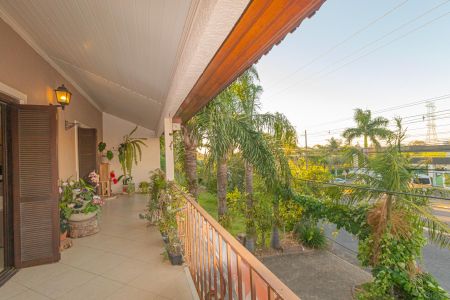 Casa à venda com 300m², 3 quartos e 3 vagasVaranda da Sala