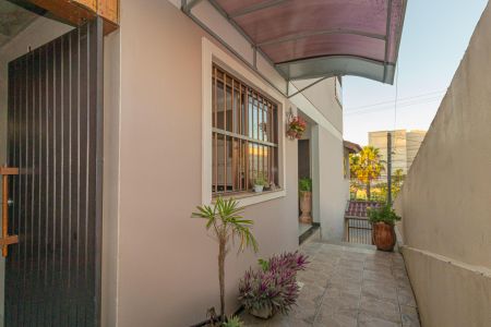 Casa à venda com 300m², 3 quartos e 3 vagasVaranda gourmet/Área Externa