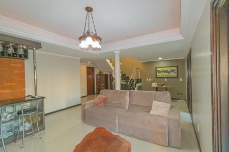 Casa à venda com 300m², 3 quartos e 3 vagasSala