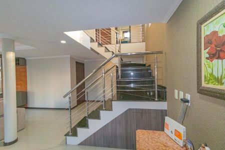Casa à venda com 300m², 3 quartos e 3 vagasSala