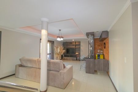 Casa à venda com 300m², 3 quartos e 3 vagasSala