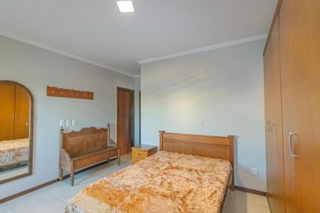 Casa à venda com 300m², 3 quartos e 3 vagasSuíte
