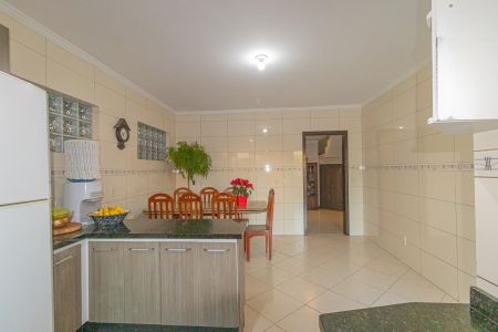 Casa à venda com 300m², 3 quartos e 3 vagasCozinha