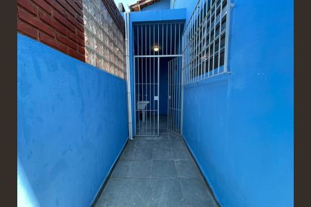 Casa para alugar com 50m², 1 quarto e 1 vagaÁrea de Serviço - Quintal