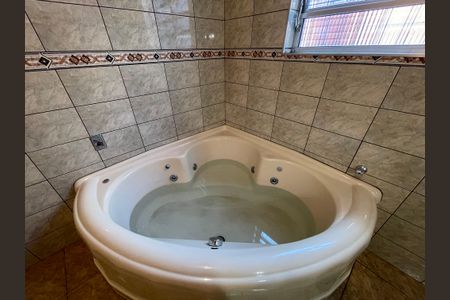 Casa para alugar com 50m², 1 quarto e 1 vagaBanheiro 1