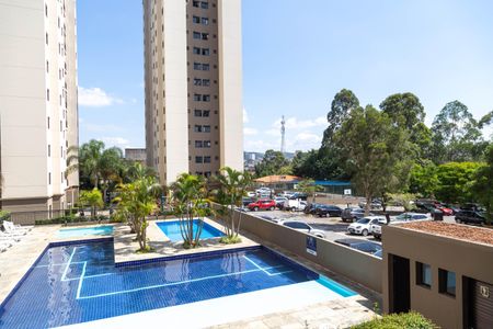 Apartamento à venda com 59m², 2 quartos e 1 vagaÁrea de Serviço- vista