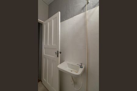 Banheiro de casa para alugar com 1 quarto, 83m² em Vila Brasil, São Paulo