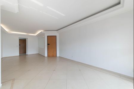 Apartamento à venda com 134m², 4 quartos e 3 vagasSala