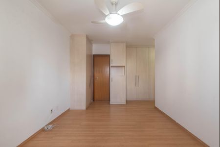 Apartamento à venda com 134m², 4 quartos e 3 vagasSuite 2