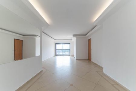 Apartamento à venda com 134m², 4 quartos e 3 vagasSala
