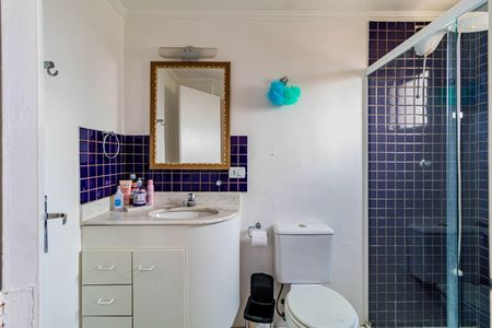 Apartamento à venda com 60m², 2 quartos e 1 vaga Apartamento à venda com 60m², 2 quartos e 1 vagaBanheiro