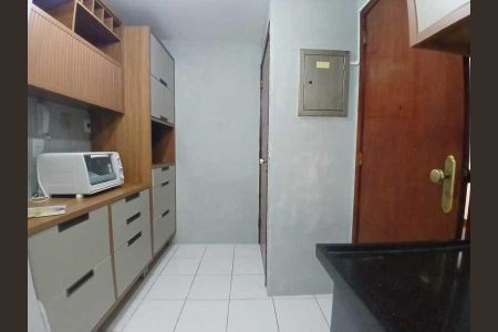 Apartamento à venda com 80m², 2 quartos e 1 vaga