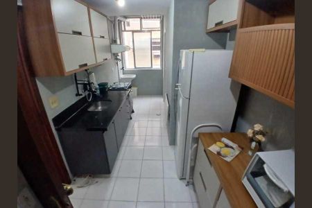 Apartamento à venda com 80m², 2 quartos e 1 vaga