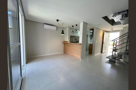 Casa de condomínio para alugar com 100m², 2 quartos e 1 vaga Casa de condomínio para alugar com 100m², 2 quartos e 1 vagaSala