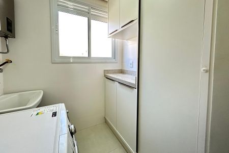 Casa de condomínio para alugar com 100m², 2 quartos e 1 vaga Casa de condomínio para alugar com 100m², 2 quartos e 1 vagaÁrea de serviço