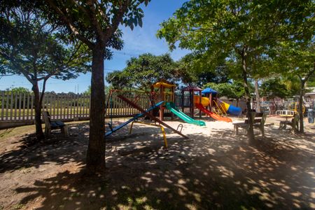 Apartamento para alugar com 40m², 2 quartos e 1 vaga Apartamento para alugar com 40m², 2 quartos e 1 vagaÁrea comum - Playground