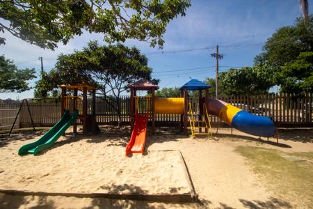 Apartamento para alugar com 40m², 2 quartos e 1 vaga Apartamento para alugar com 40m², 2 quartos e 1 vagaÁrea comum - Playground