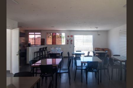 Apartamento para alugar com 40m², 2 quartos e 1 vaga Apartamento para alugar com 40m², 2 quartos e 1 vagaÁrea comum - Salão de festas