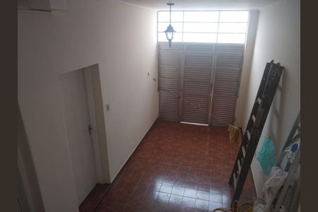 Casa à venda com 4 quartos, 257m² em Jardim da Gloria, São Paulo