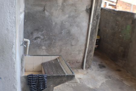 Casa para alugar com 50m², 1 quarto e sem vagaÁrea de Serviço