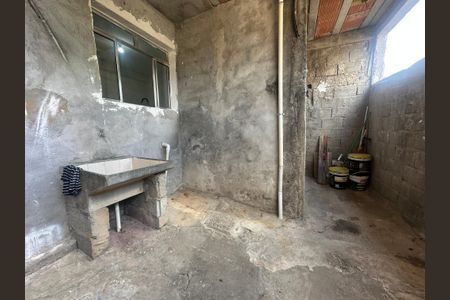 Casa para alugar com 50m², 1 quarto e sem vagaQuintal