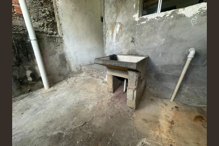 Casa para alugar com 50m², 1 quarto e sem vagaÁrea de Serviço