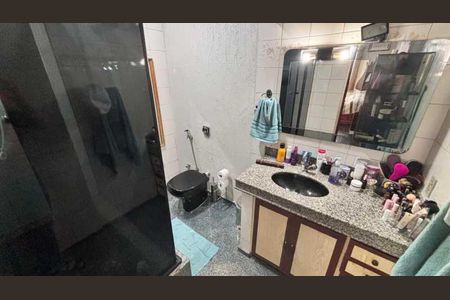 Casa à venda com 267m², 3 quartos e 1 vaga