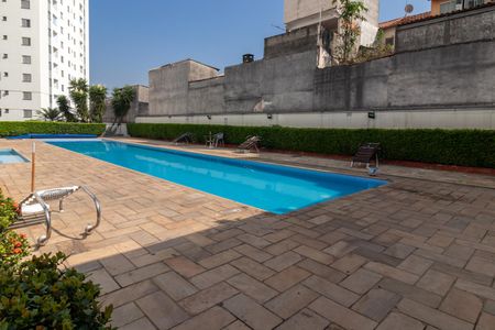 Apartamento à venda com 47m², 2 quartos e 1 vagaÁrea comum - Piscina