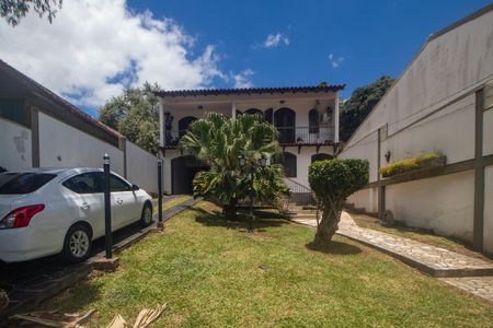 Casa para alugar com 311m², 3 quartos e 1 vagaFachada