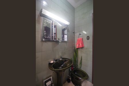 Casa para alugar com 311m², 3 quartos e 1 vagaBanheiro 2