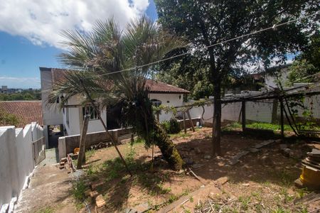 Casa para alugar com 311m², 3 quartos e 1 vagaQuintal