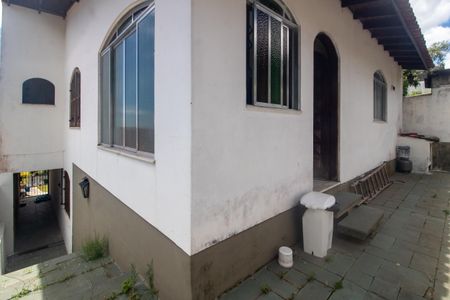 Casa para alugar com 311m², 3 quartos e 1 vagaQuintal